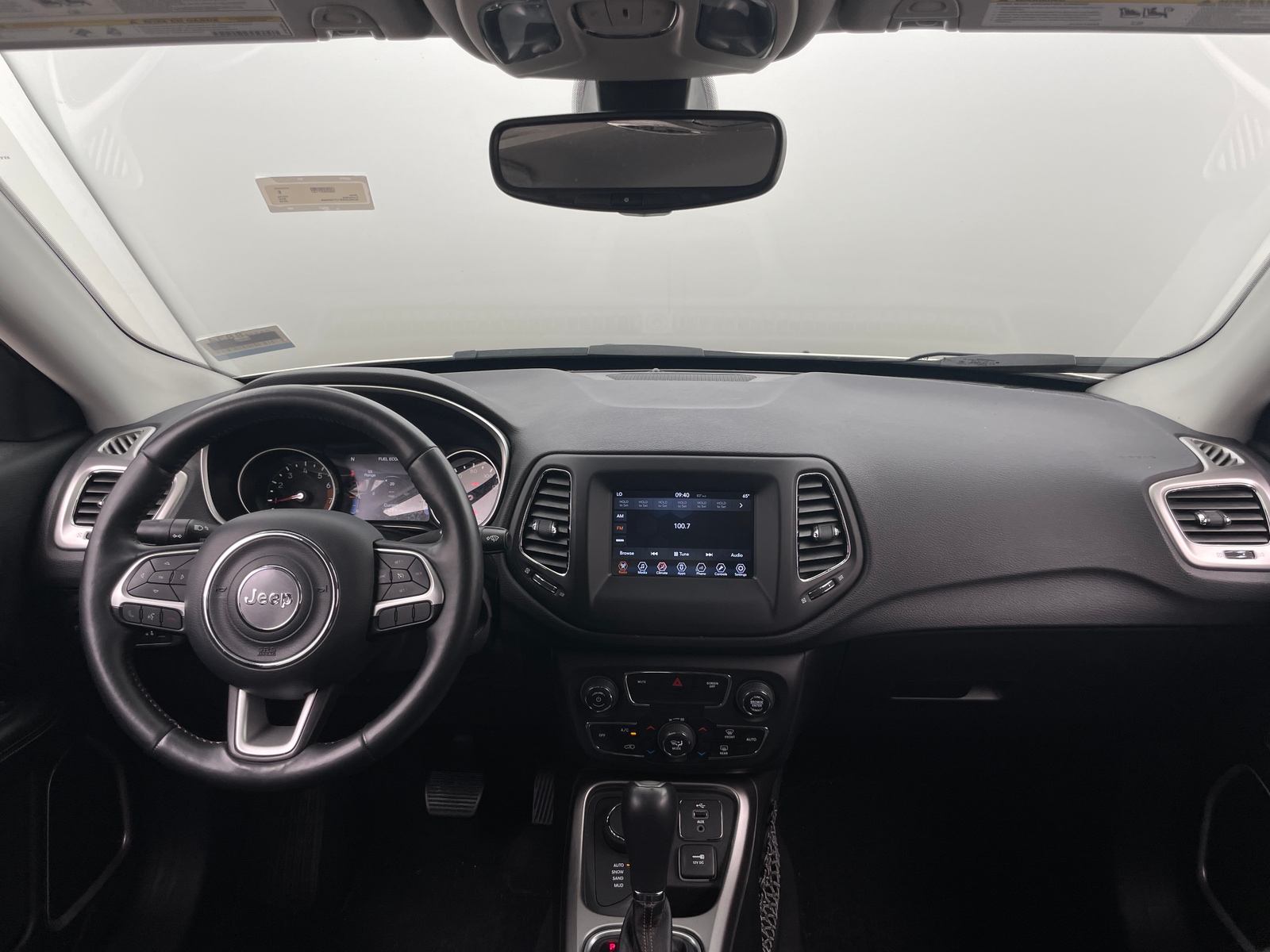 Thumbnail: 2018 Jeep Compass - 3