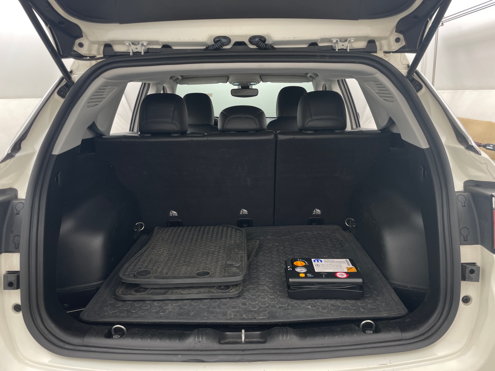 Thumbnail: 2018 Jeep Compass - 7