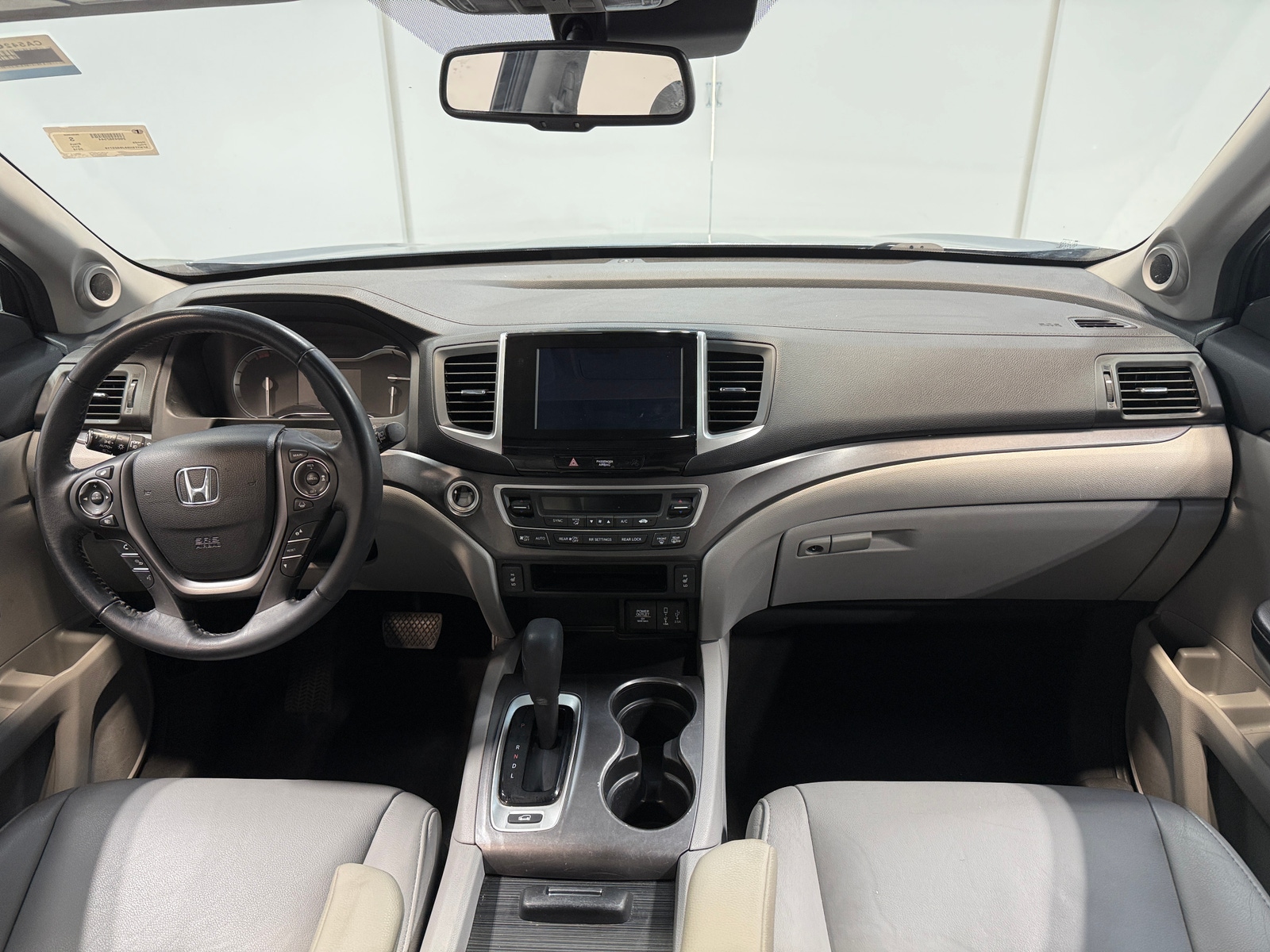 Thumbnail: 2018 Honda Pilot - 2