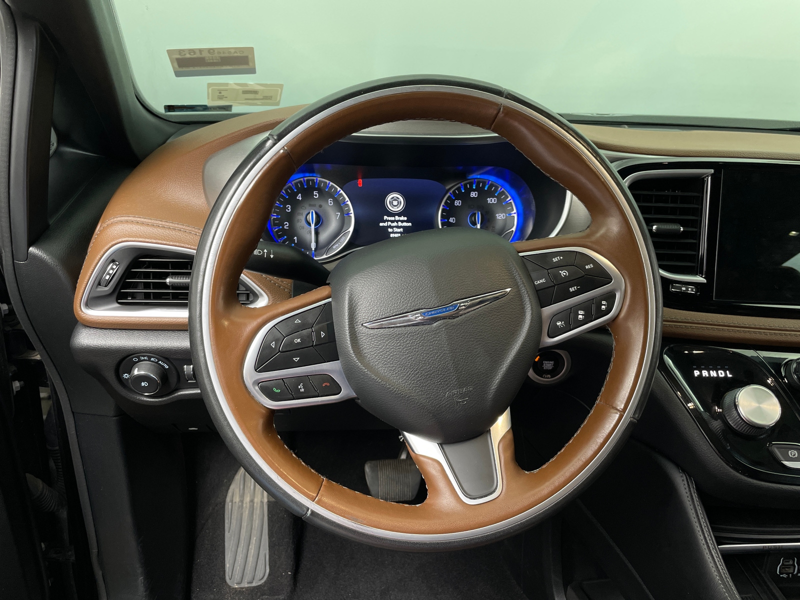 Thumbnail: 2021 Chrysler Pacifica - 4
