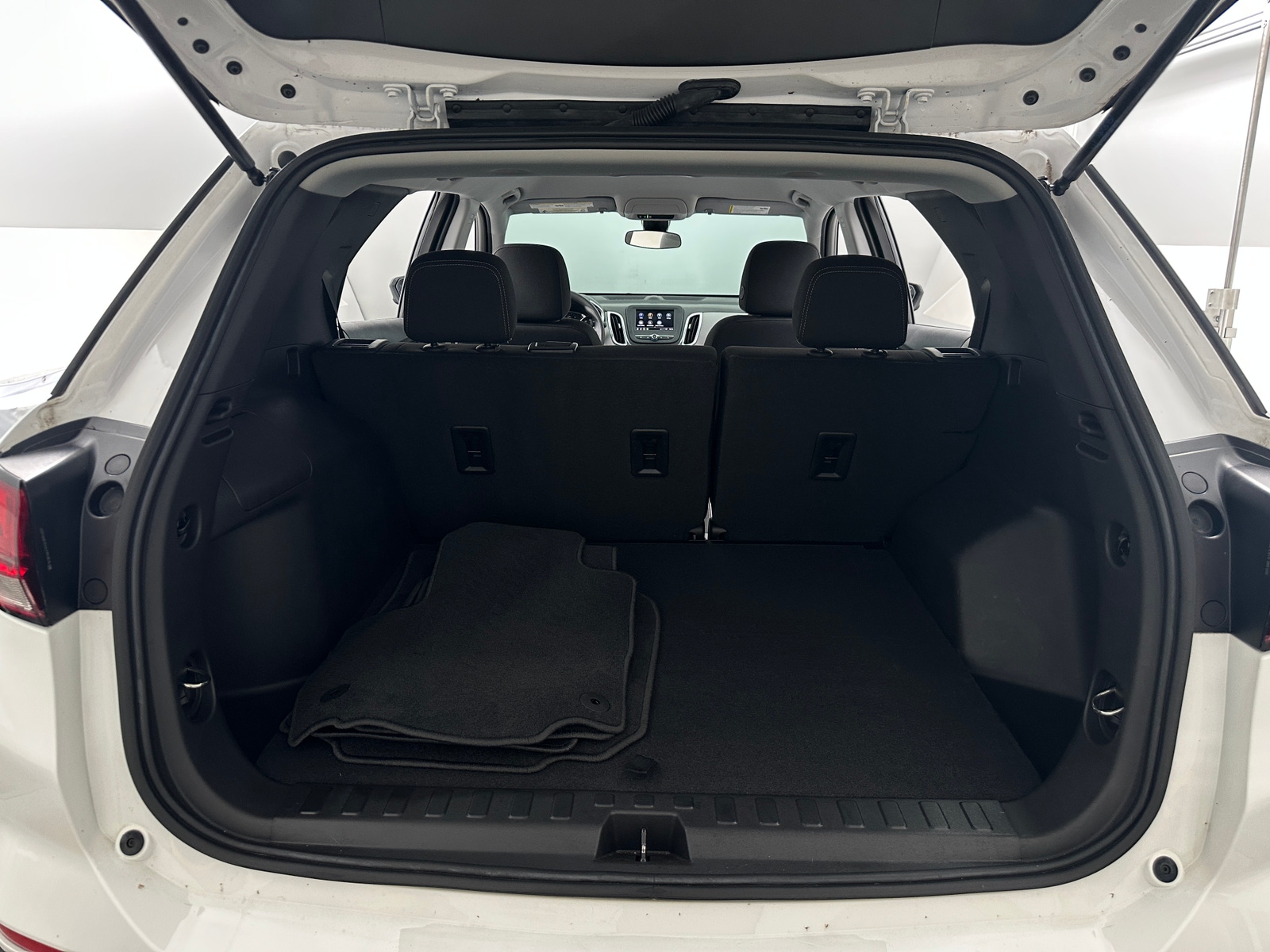 Thumbnail: 2024 Chevrolet Equinox - 7