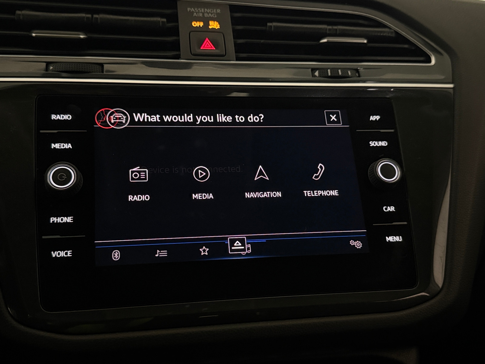 Thumbnail: 2021 Volkswagen Tiguan - 3