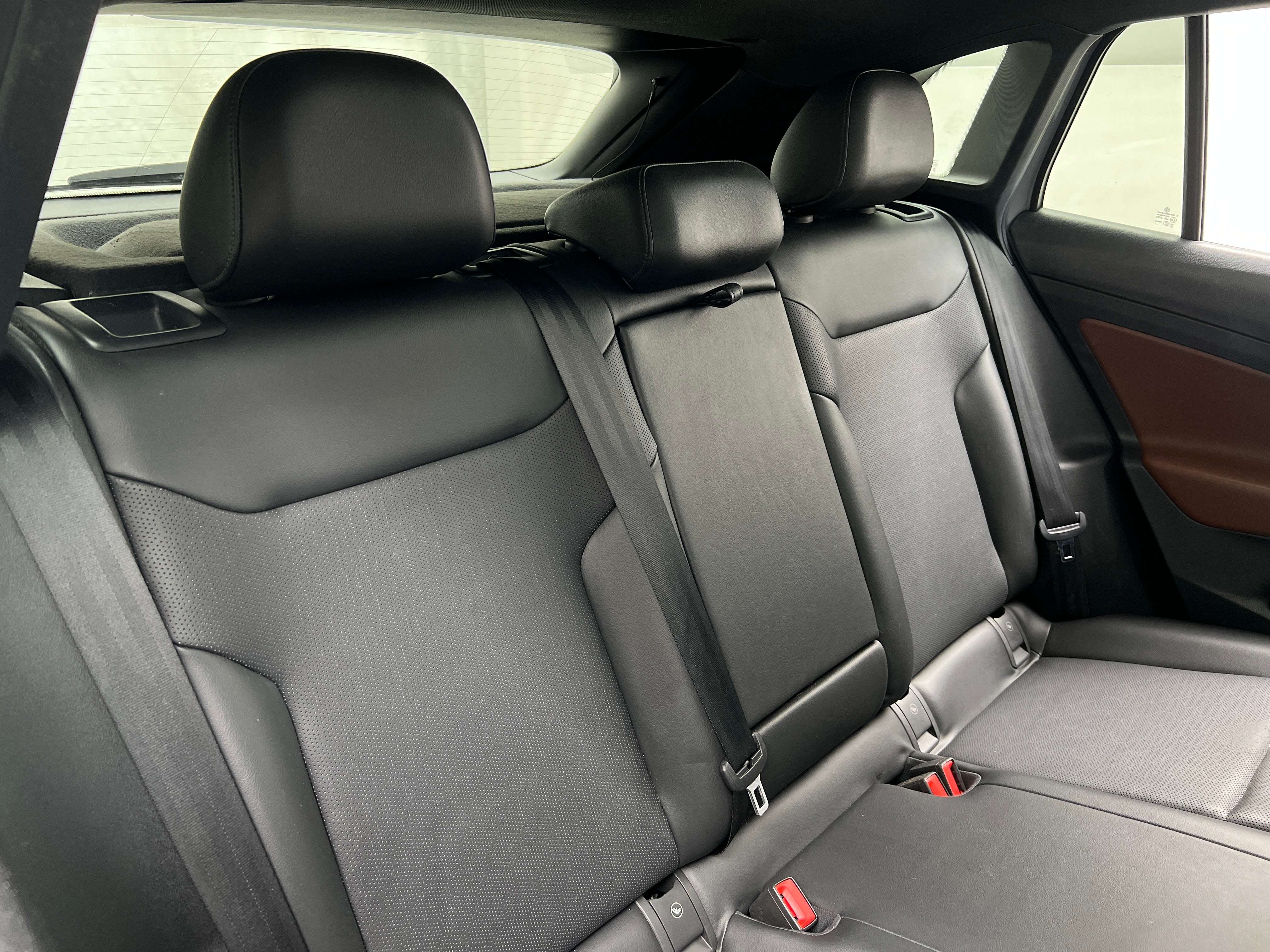 Used 2021 Volkswagen ID.4 PRO S with VIN WVGTMPE2XMP059358 for sale in Auburn, WA