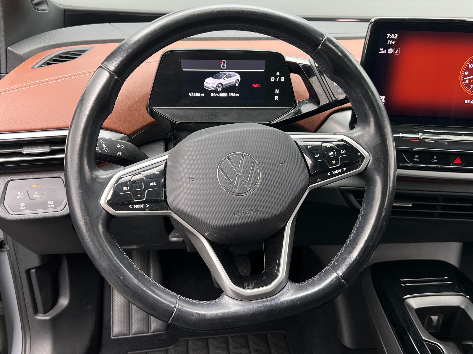 Thumbnail: 2021 Volkswagen ID.4 - 4