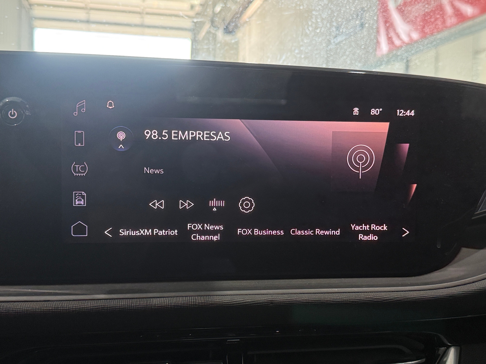 Thumbnail: 2025 Buick Envista - 3