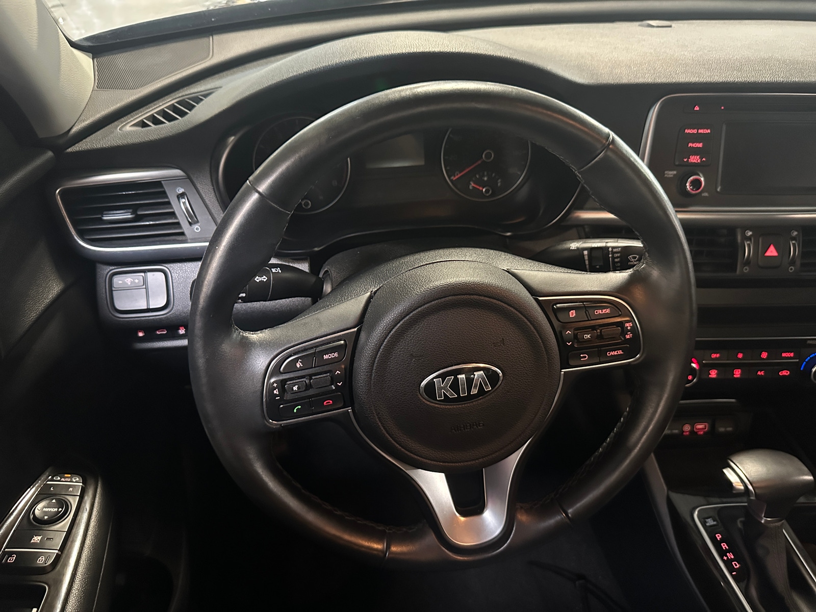 Thumbnail: 2016 Kia Optima - 4