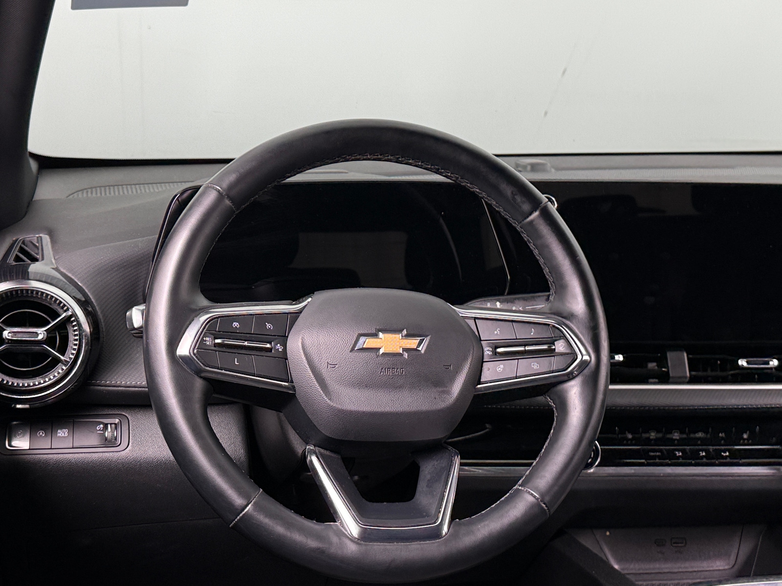 Thumbnail: 2025 Chevrolet Equinox - 5
