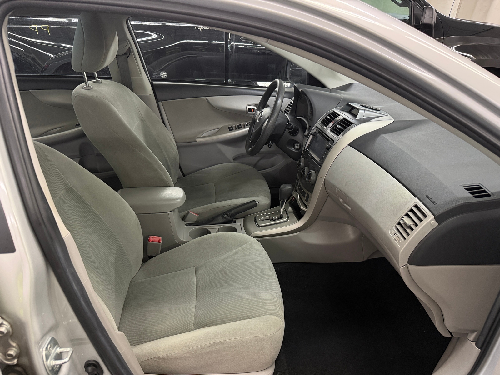 Thumbnail: 2013 Toyota Corolla - 2