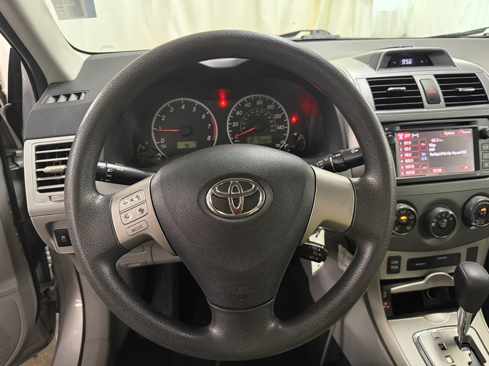 Thumbnail: 2013 Toyota Corolla - 5