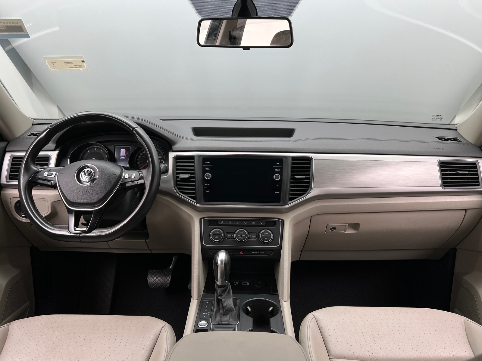 Thumbnail: 2019 Volkswagen Atlas - 2