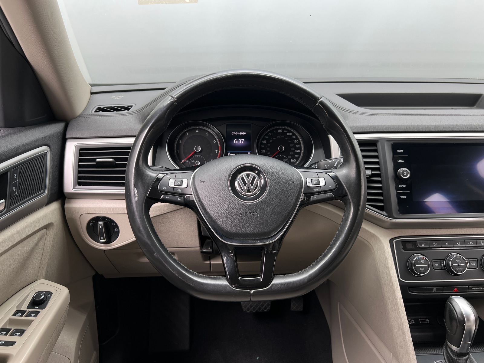 Thumbnail: 2019 Volkswagen Atlas - 4