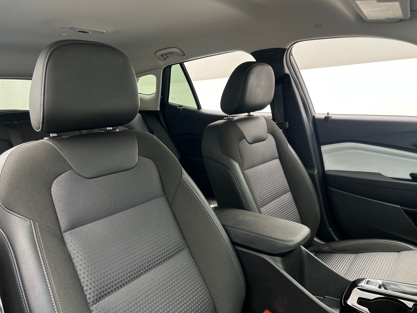 Thumbnail: 2025 Chevrolet Trax - 2