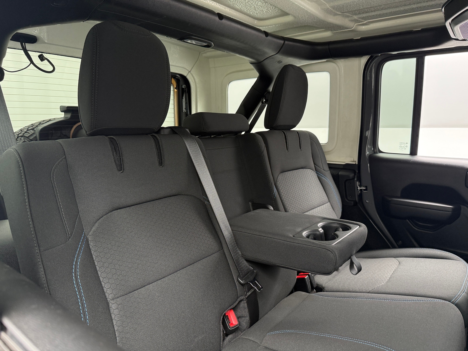 Thumbnail: 2023 Jeep Wrangler - 6