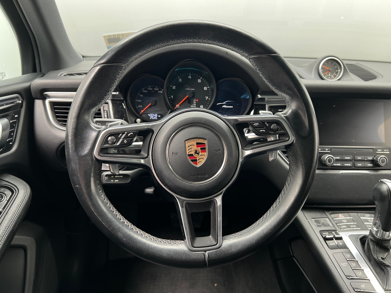 Thumbnail: 2017 Porsche Macan - 4