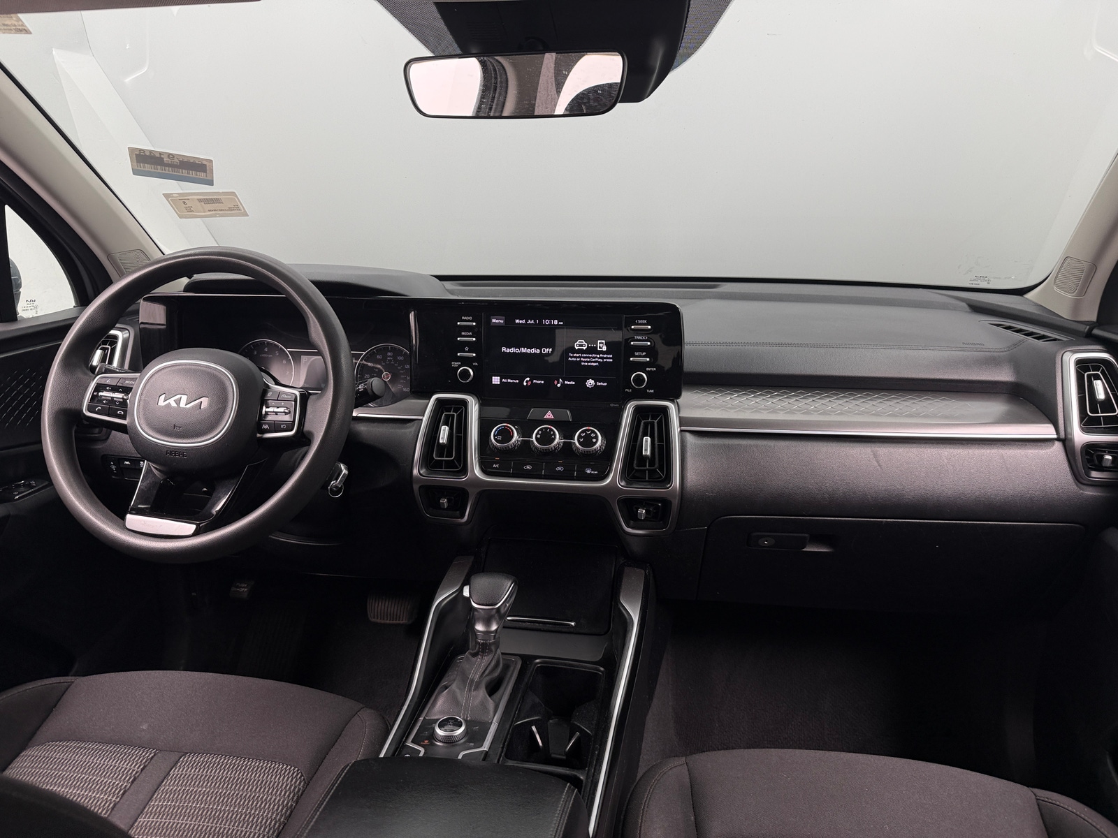 Thumbnail: 2022 Kia Sorento - 3