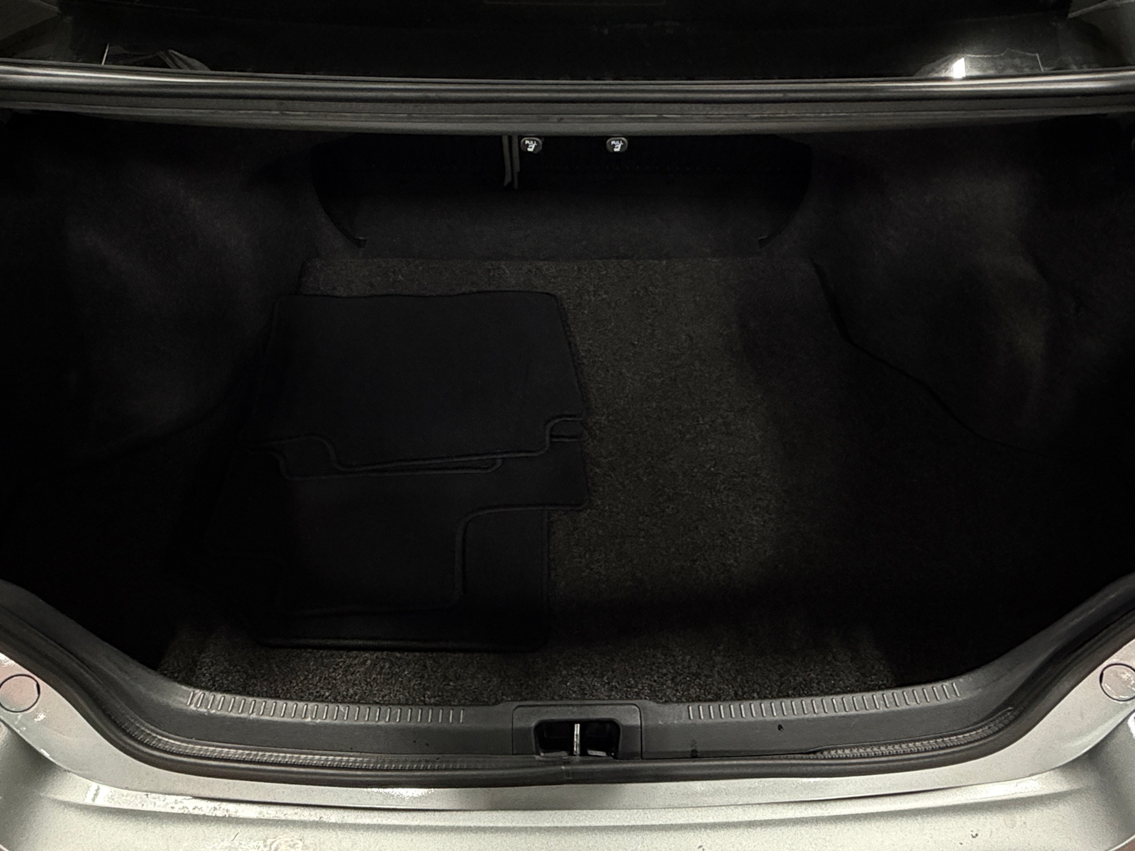 Thumbnail: 2015 Toyota Camry - 7