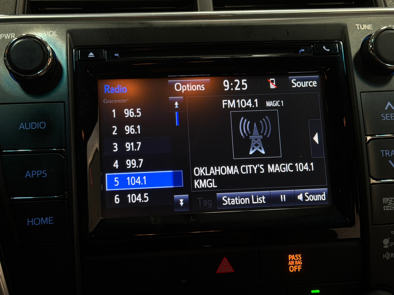 Thumbnail: 2015 Toyota Camry - 4