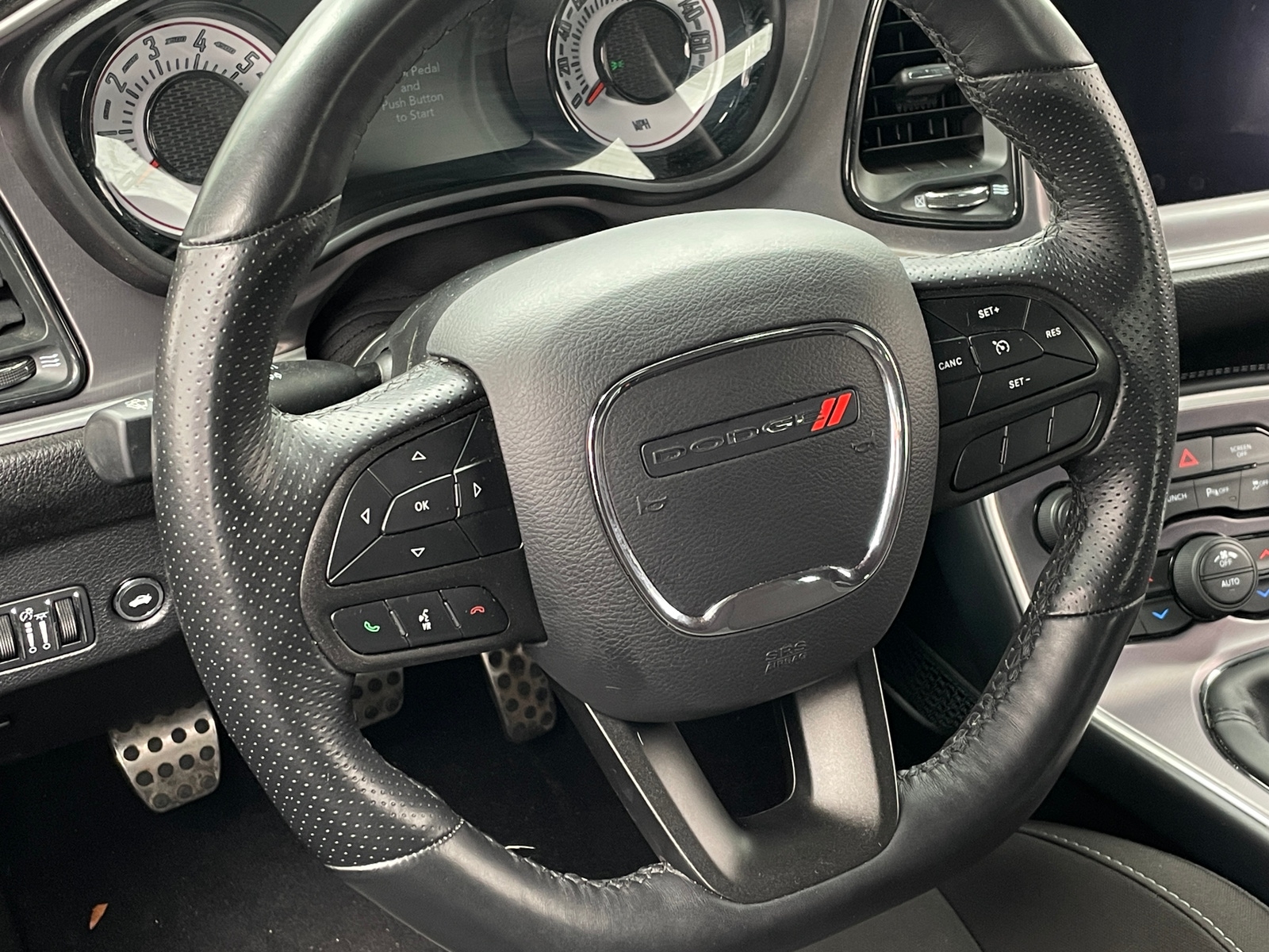 Thumbnail: 2021 Dodge Challenger - 4