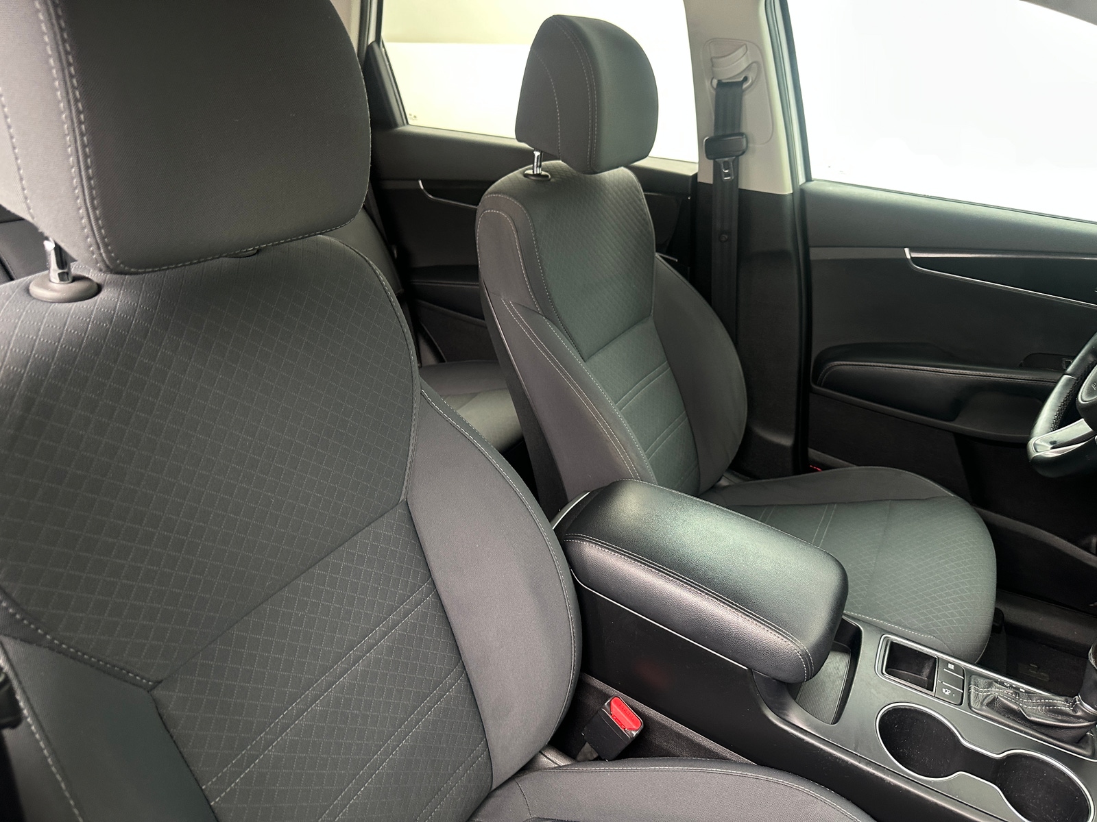 Thumbnail: 2017 Kia Sorento - 2