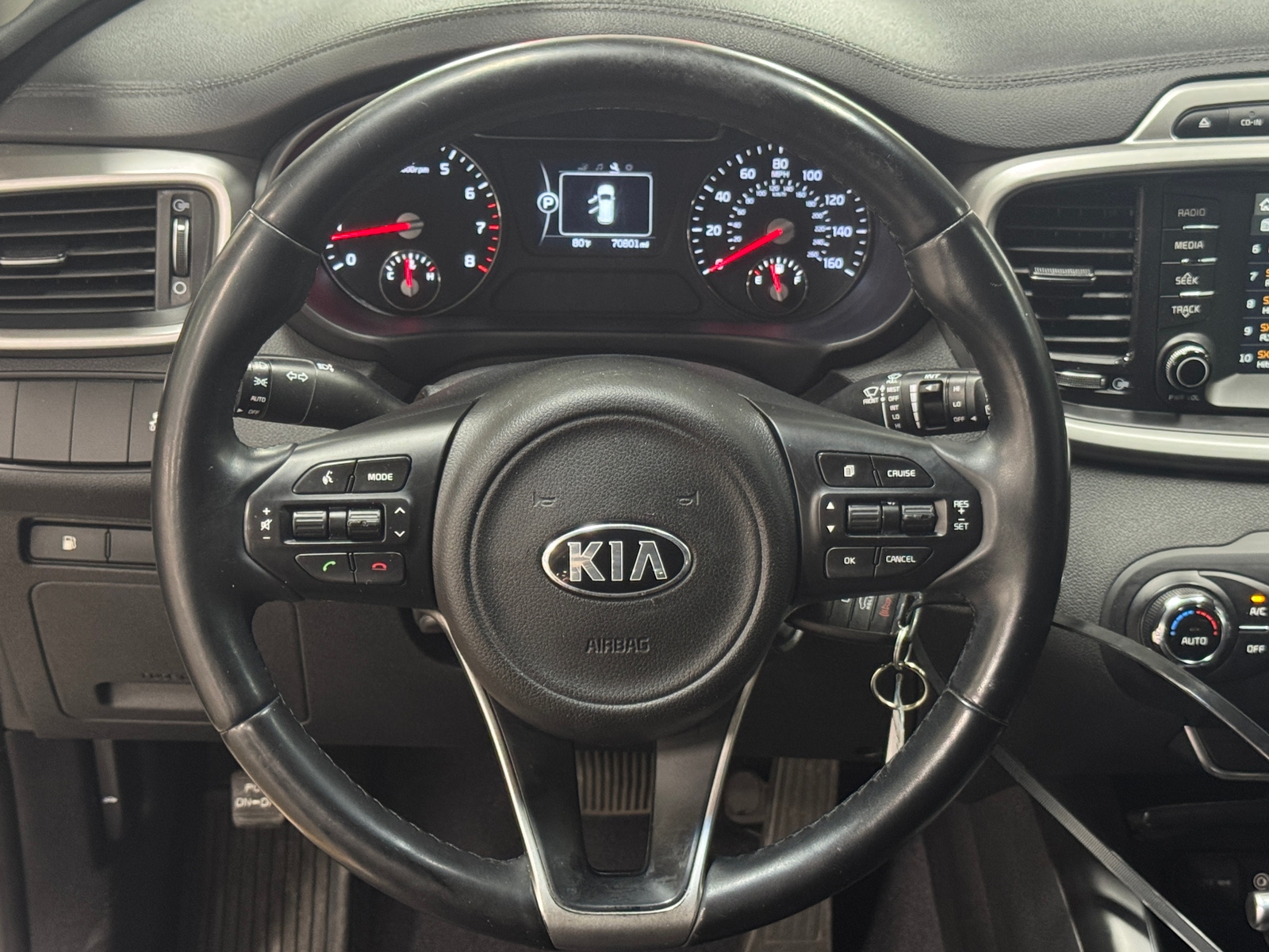 Thumbnail: 2017 Kia Sorento - 5