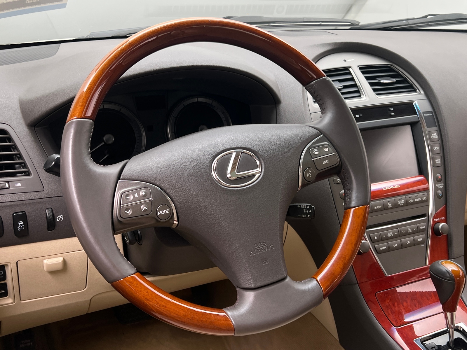 Thumbnail: 2012 Lexus ES - 4