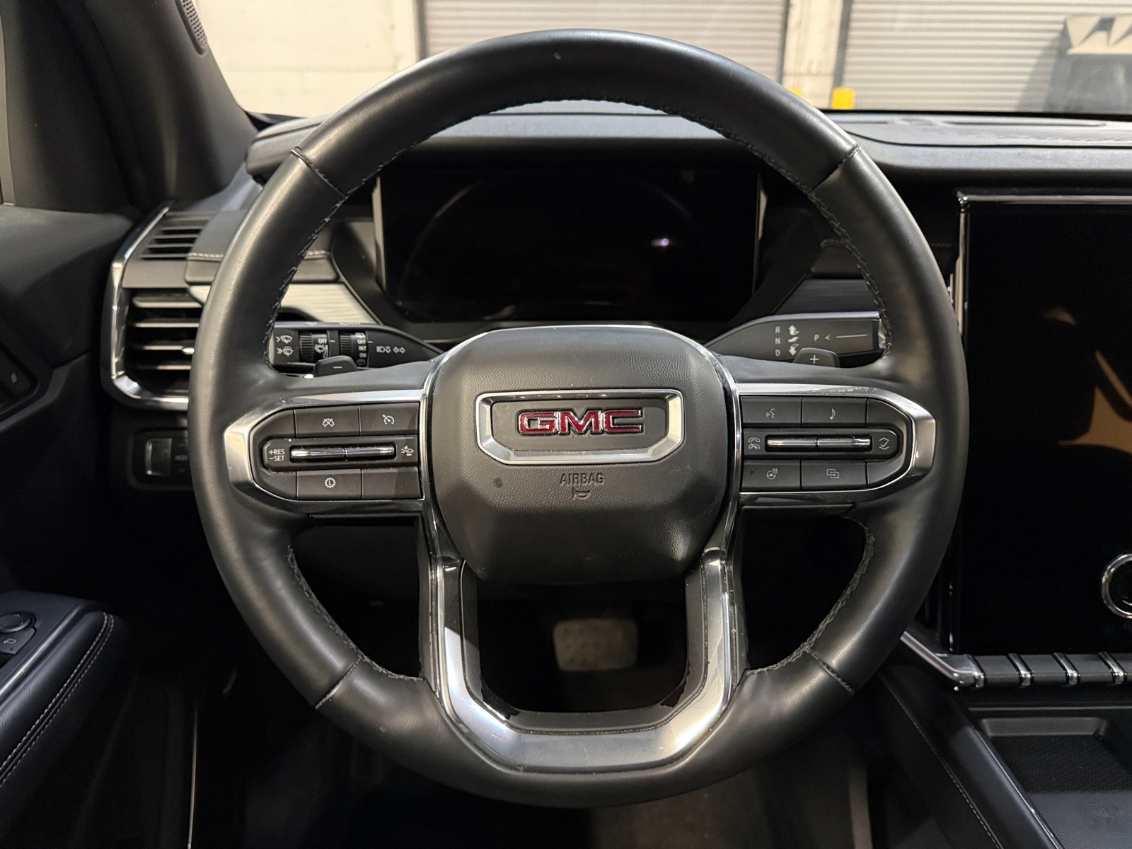 Thumbnail: 2025 GMC Acadia - 5