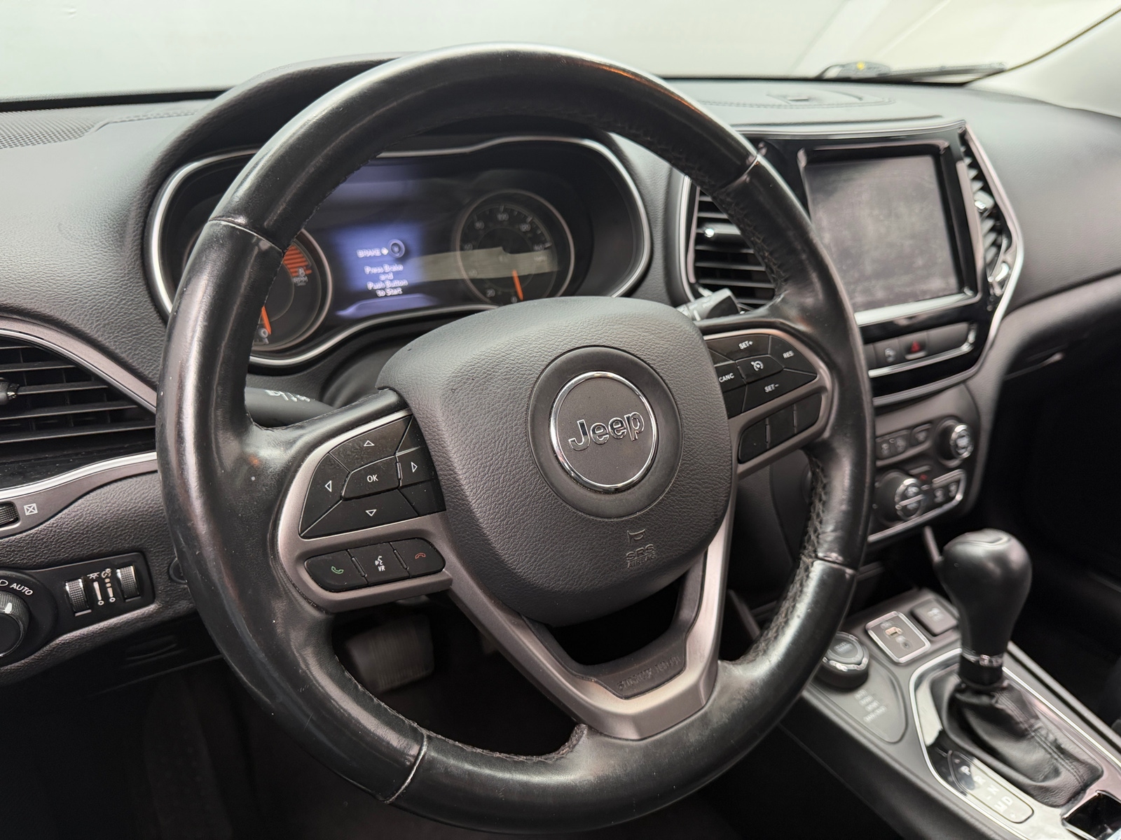 Thumbnail: 2019 Jeep Cherokee - 4