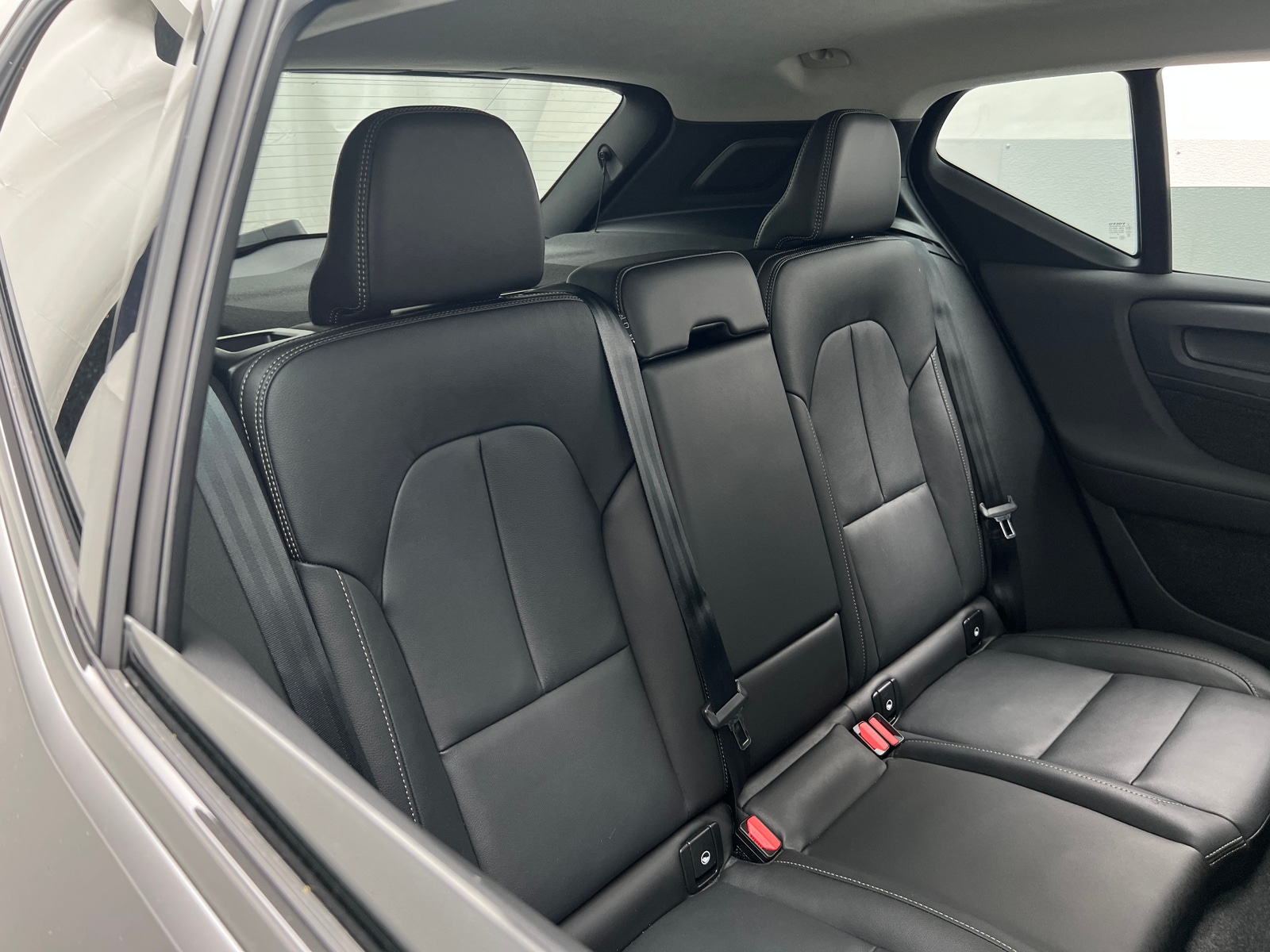 Thumbnail: 2026 Volvo XC40 - 5