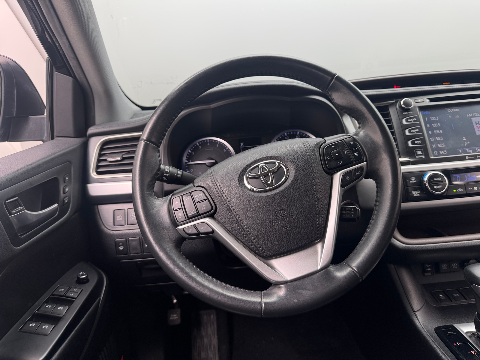 Thumbnail: 2019 Toyota Highlander - 5