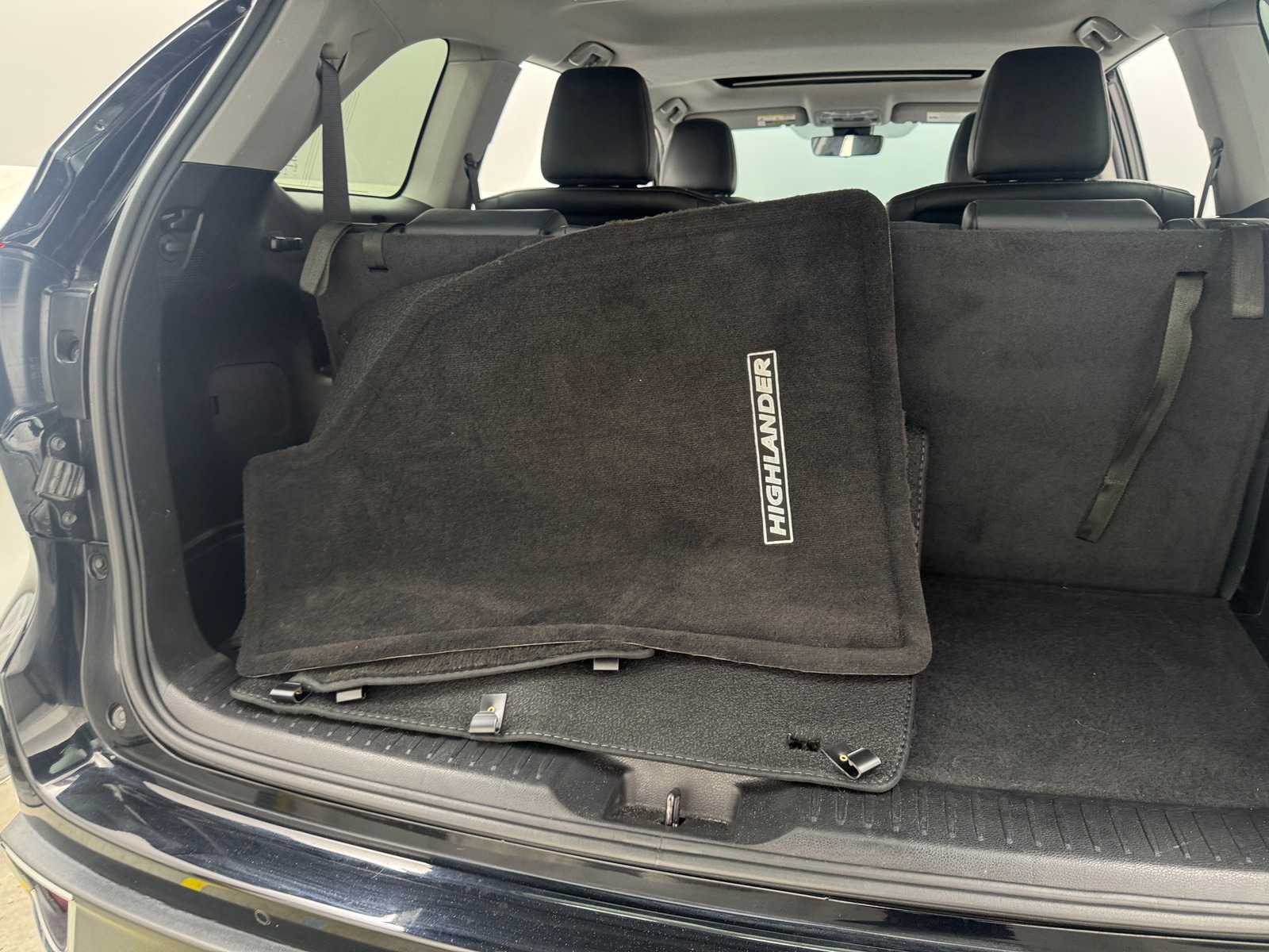 Thumbnail: 2019 Toyota Highlander - 7