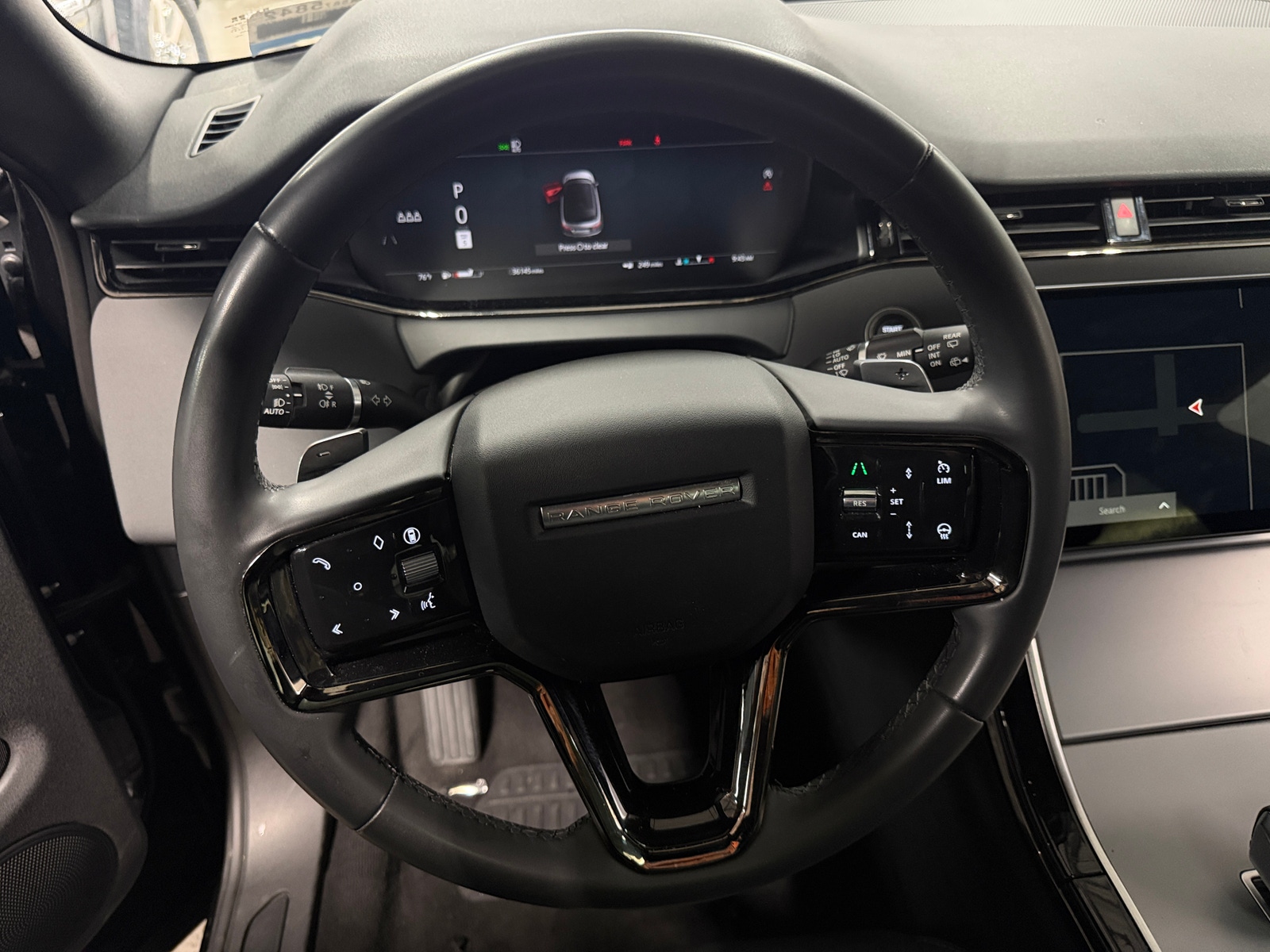Thumbnail: 2024 Land Rover Range Rover Evoque - 4