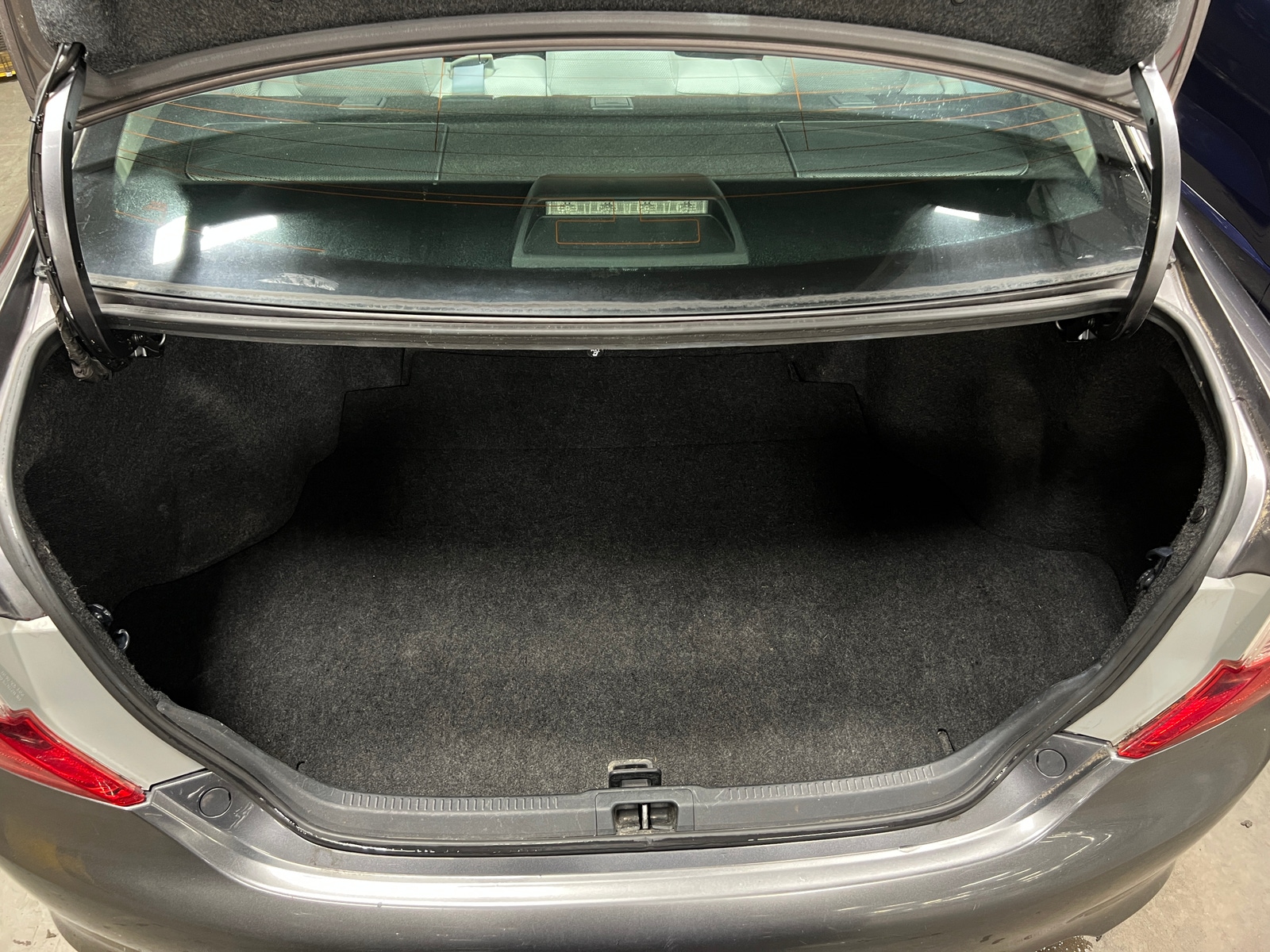 Thumbnail: 2013 Toyota Camry - 7