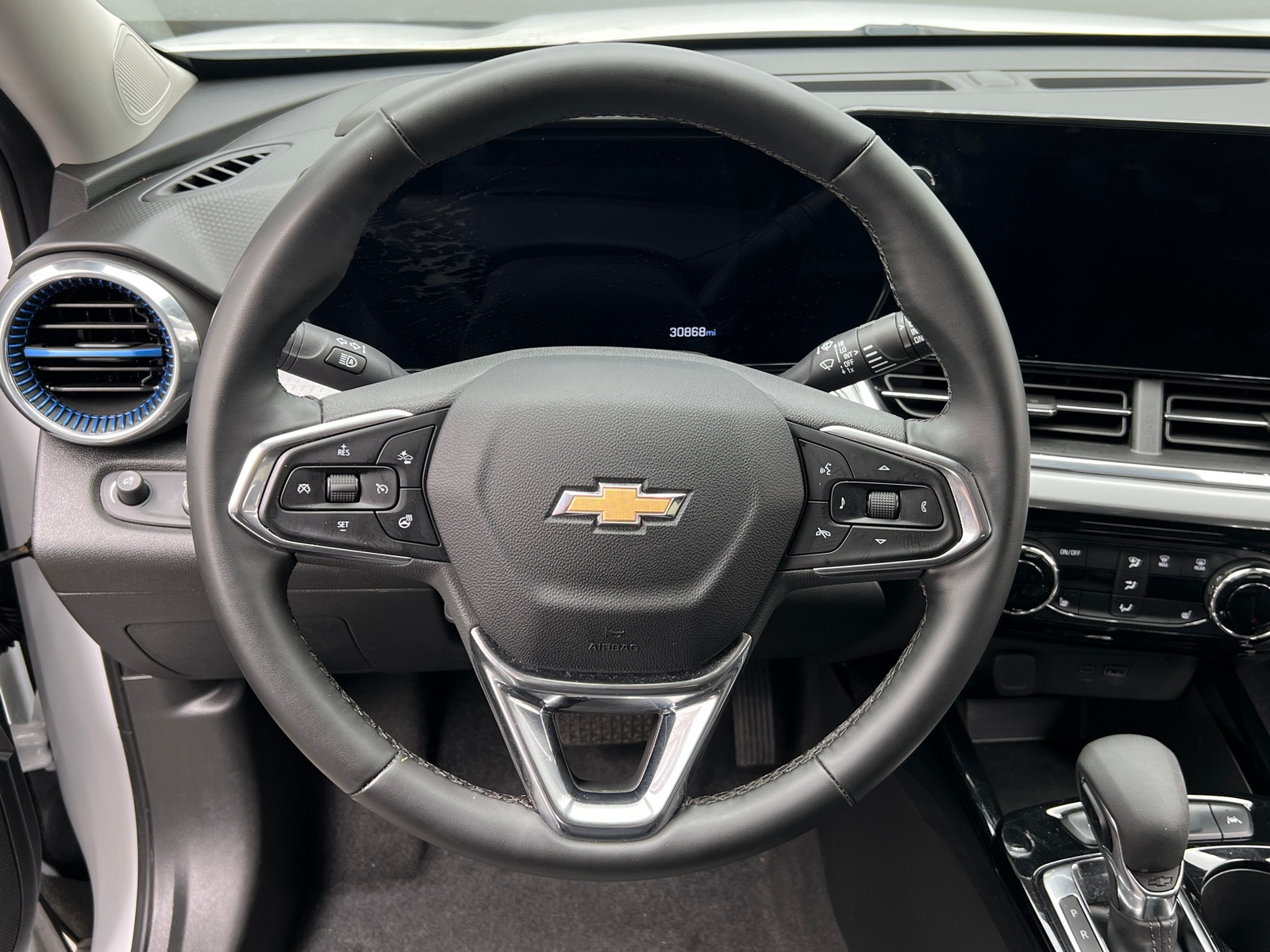 Thumbnail: 2025 Chevrolet Trax - 5