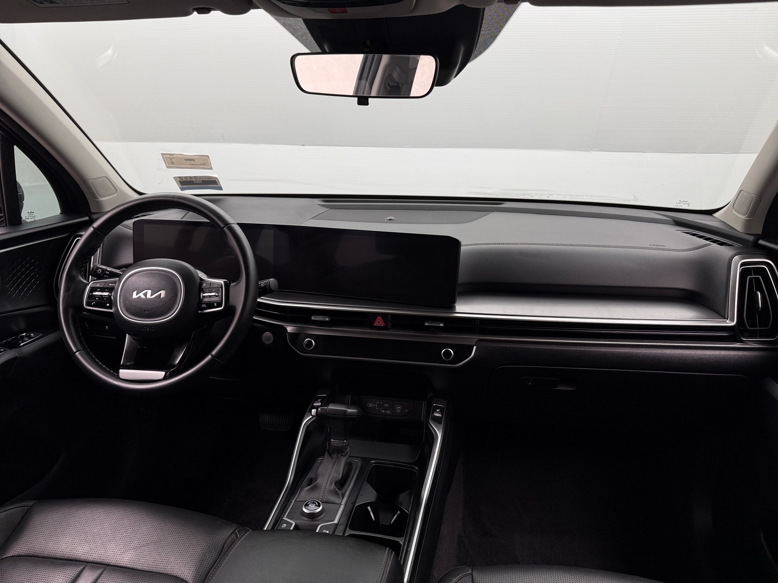 Thumbnail: 2024 Kia Sorento - 2