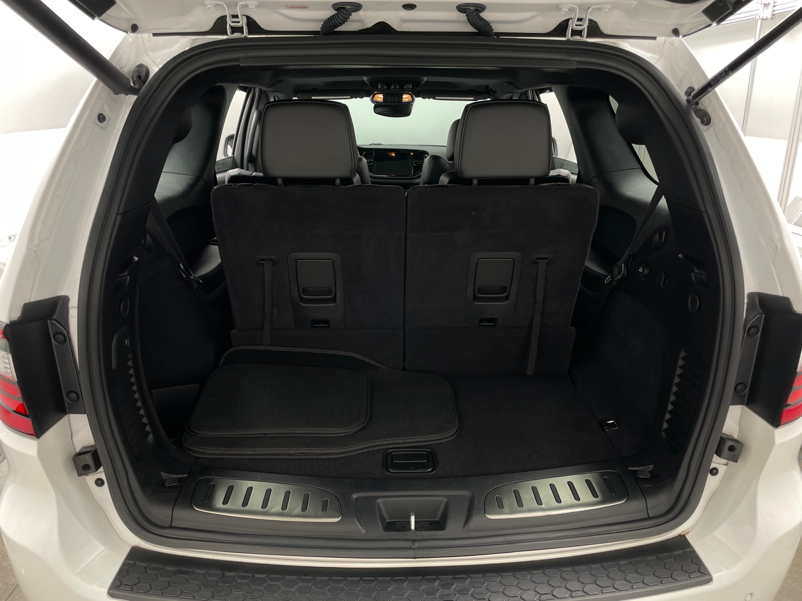 Thumbnail: 2022 Dodge Durango - 6