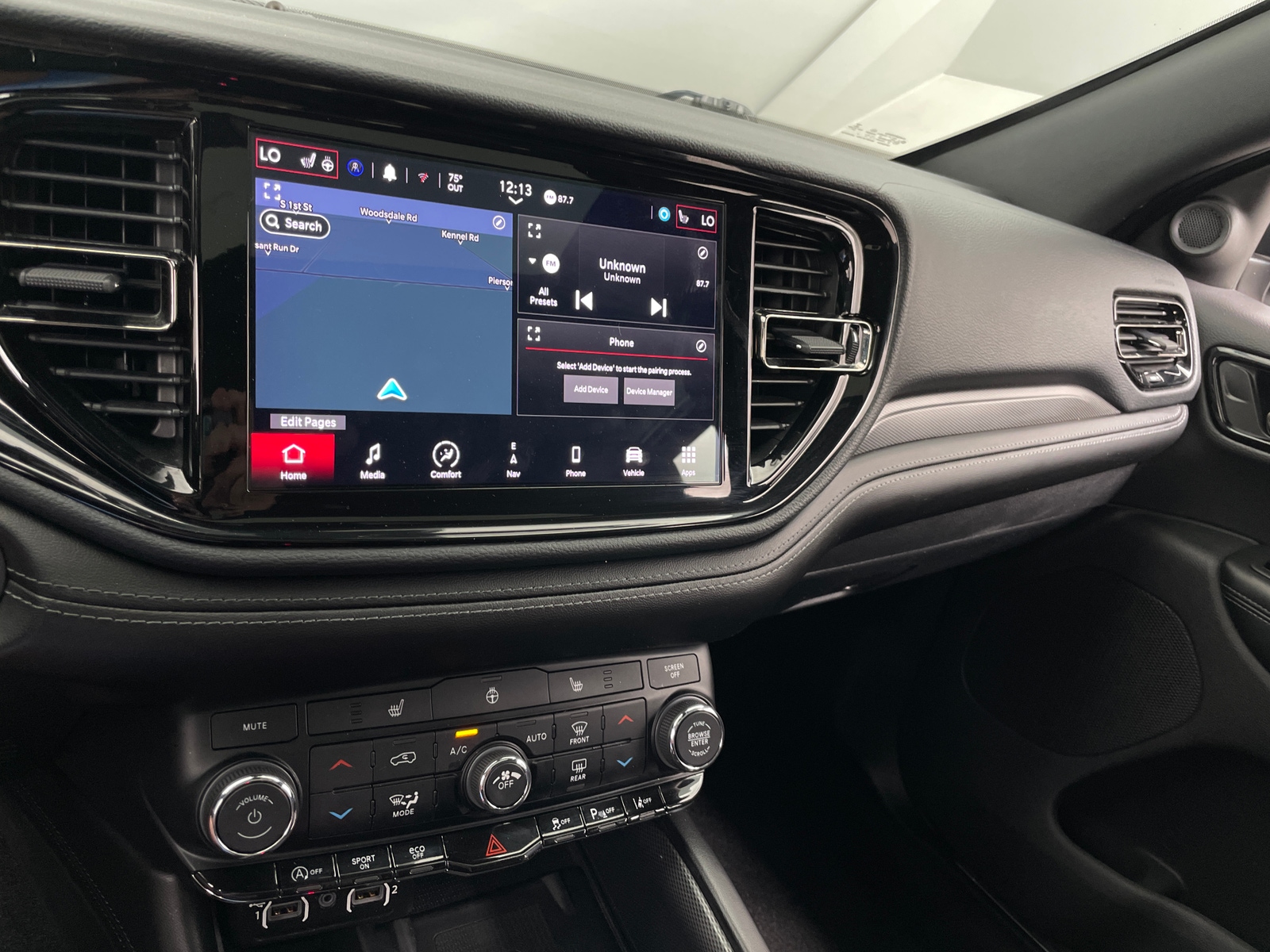 Thumbnail: 2022 Dodge Durango - 3