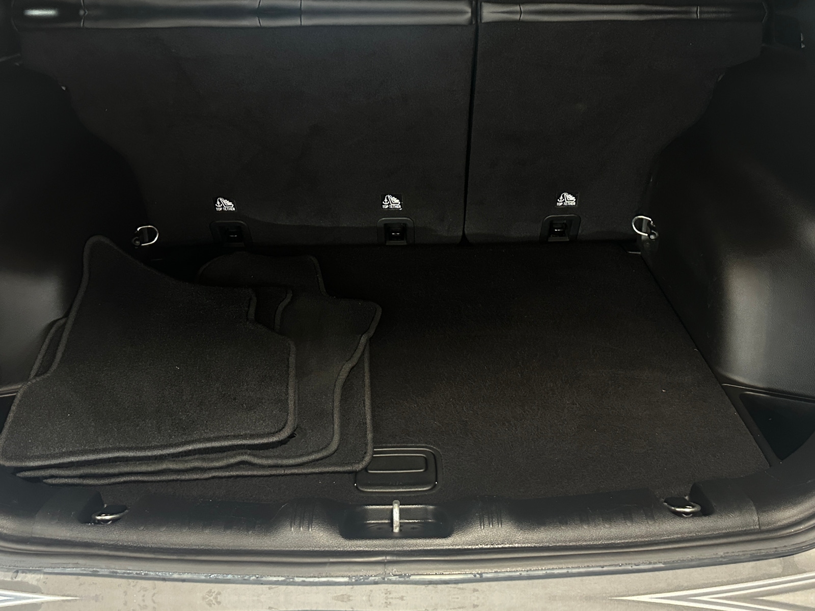Thumbnail: 2023 Jeep Compass - 6
