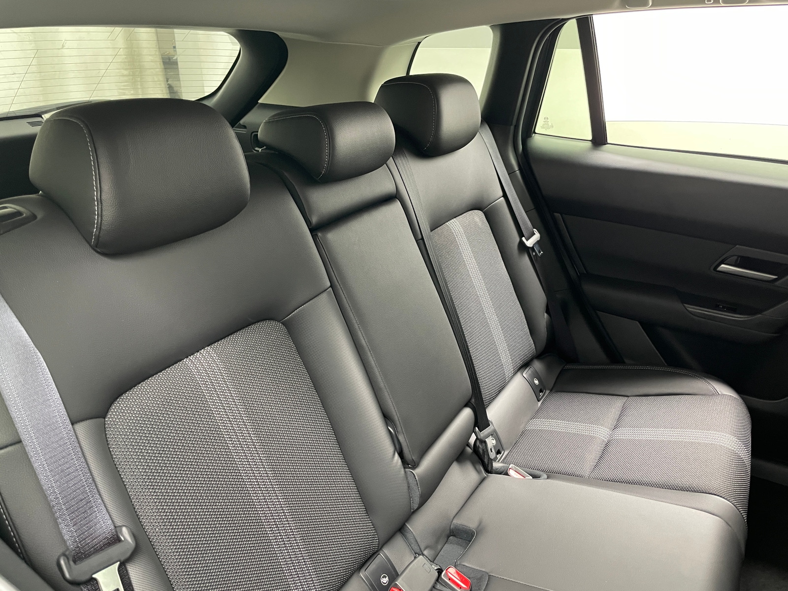 Thumbnail: 2026 Mazda CX-50 - 5