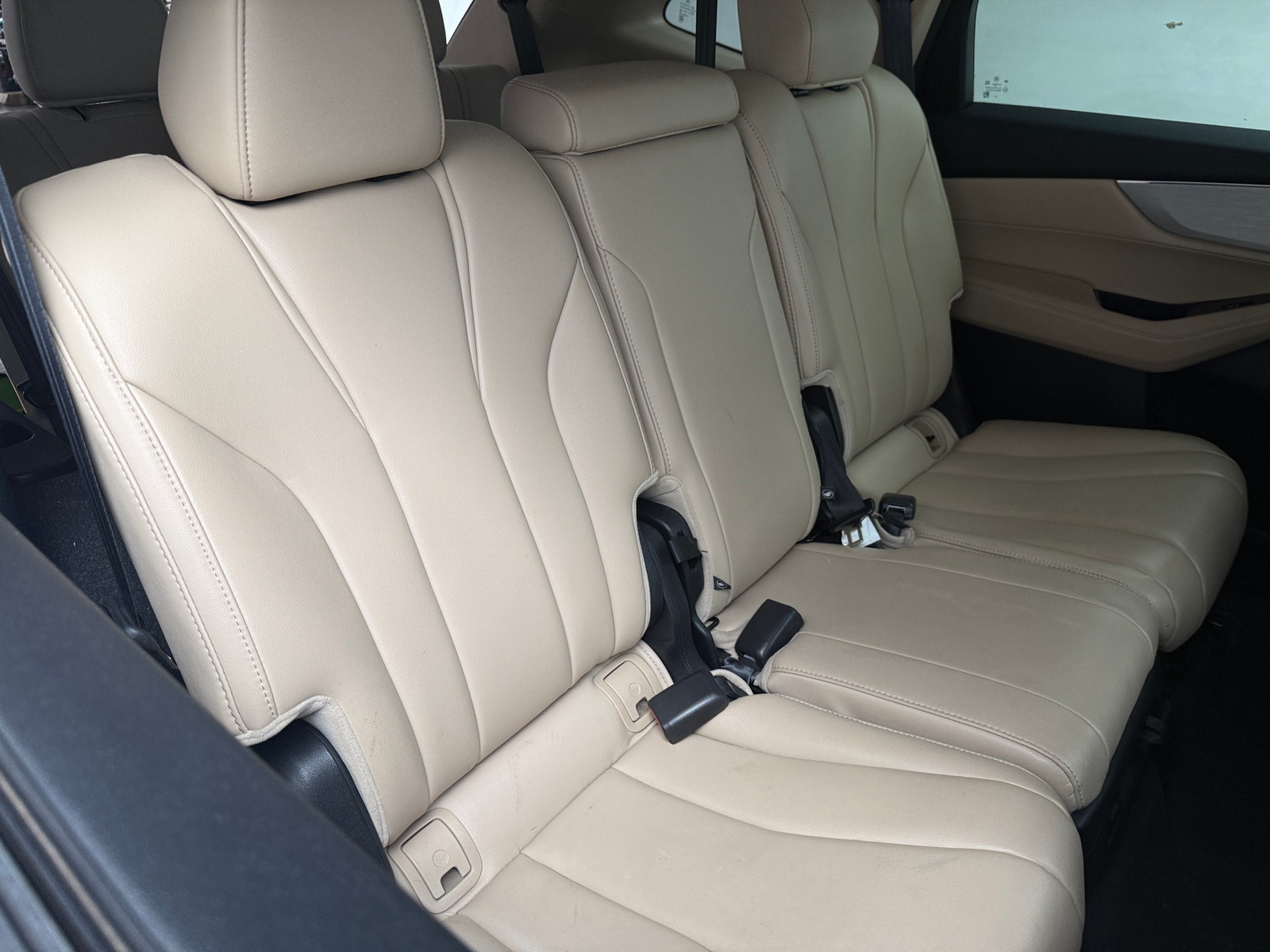 Thumbnail: 2023 Acura MDX - 5