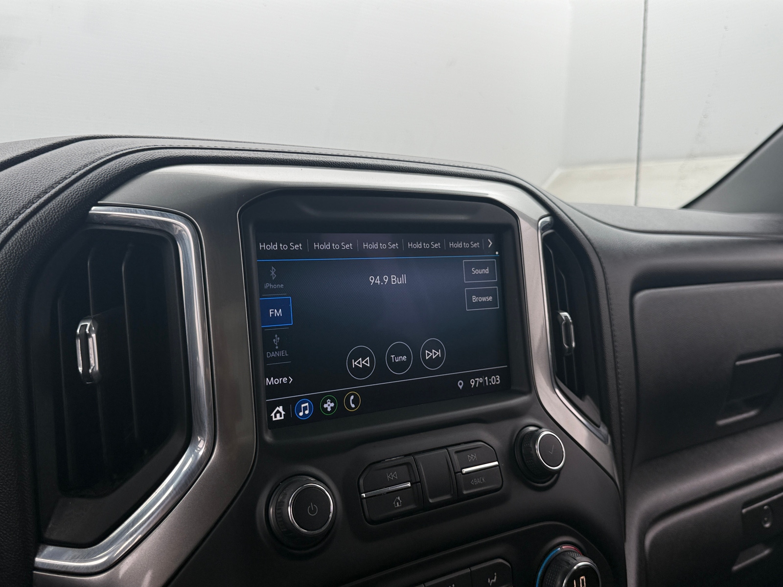 Thumbnail: 2019 Chevrolet Silverado 1500 - 4