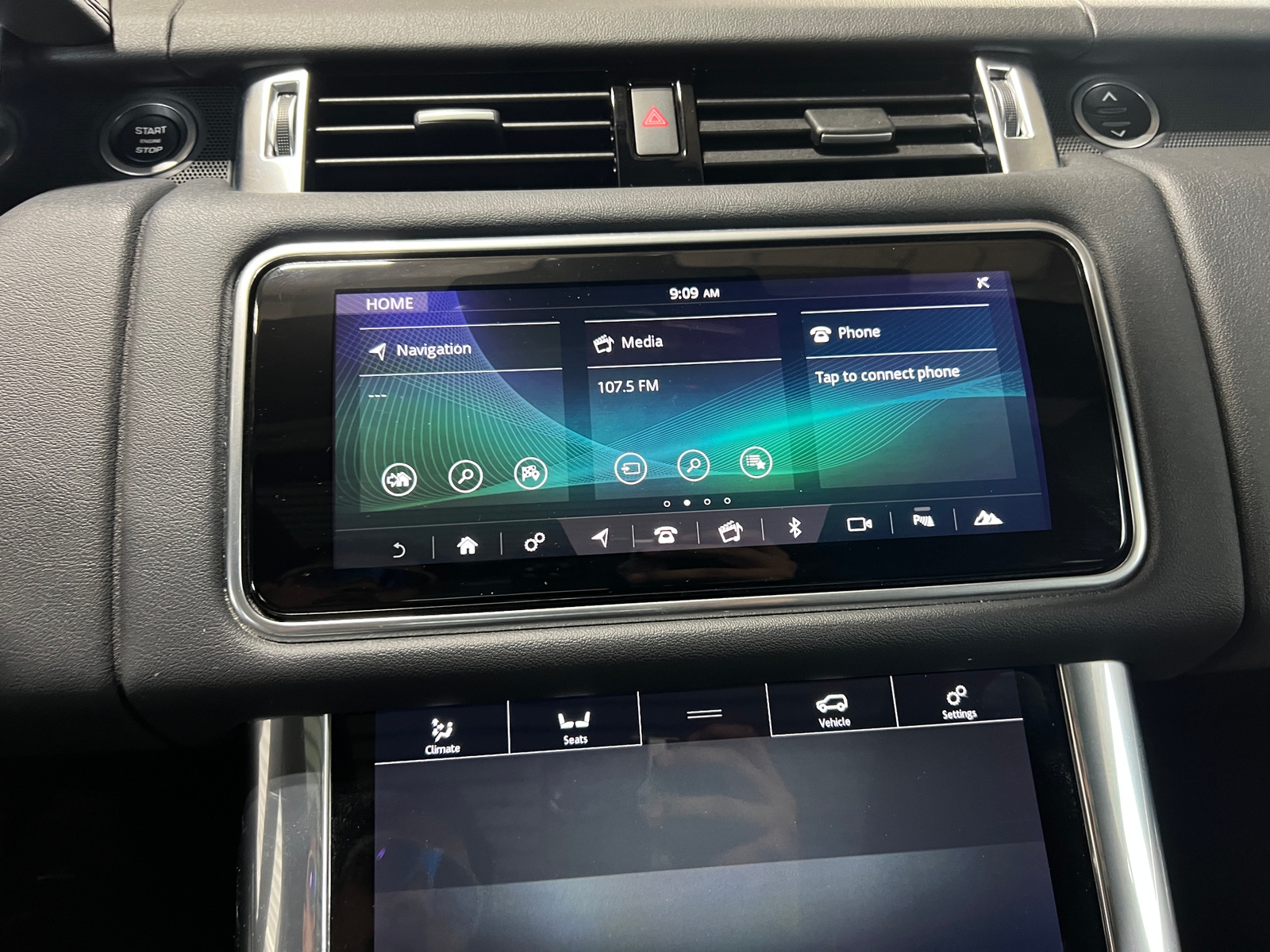 Thumbnail: 2019 Land Rover Range Rover Sport - 3