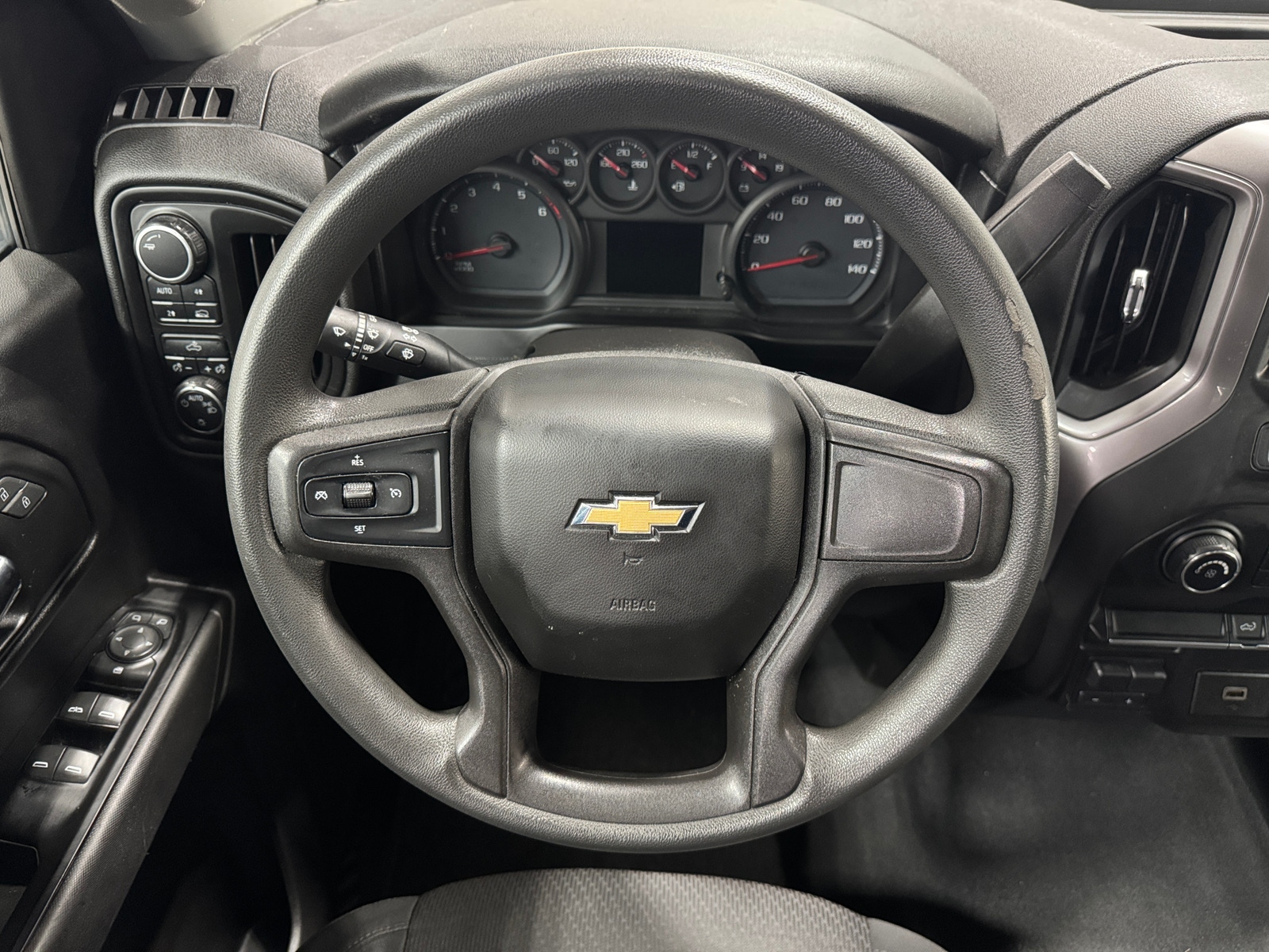 Thumbnail: 2019 Chevrolet Silverado 1500 - 5