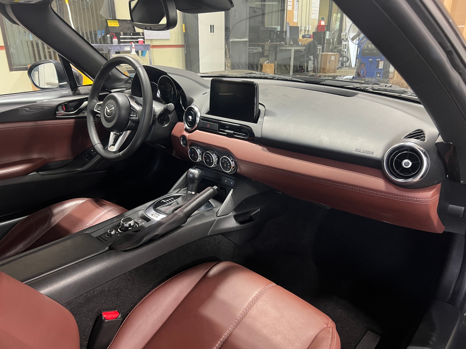 Thumbnail: 2019 Mazda MX-5 Miata - 2