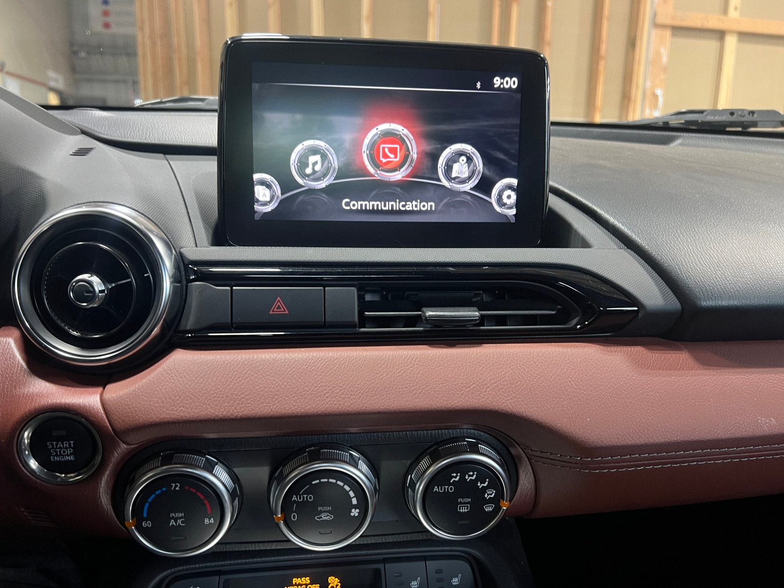 Thumbnail: 2019 Mazda MX-5 Miata - 3