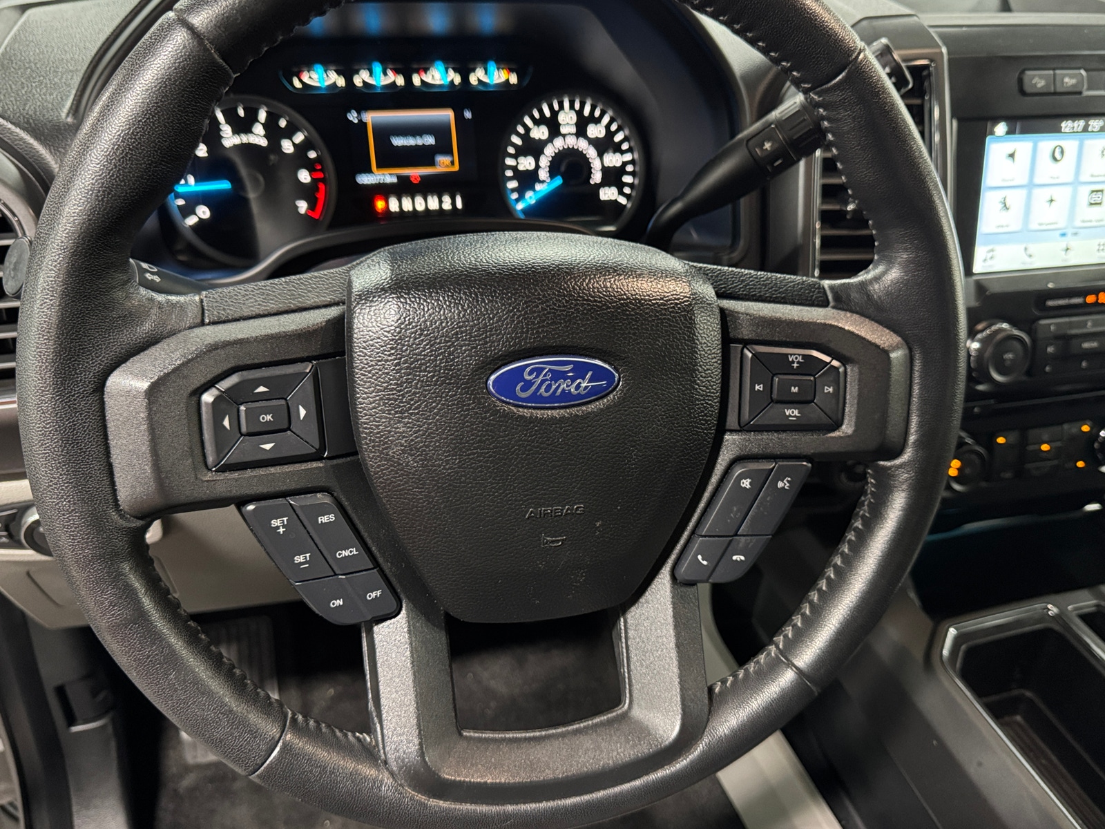 Thumbnail: 2017 Ford Econoline - 5