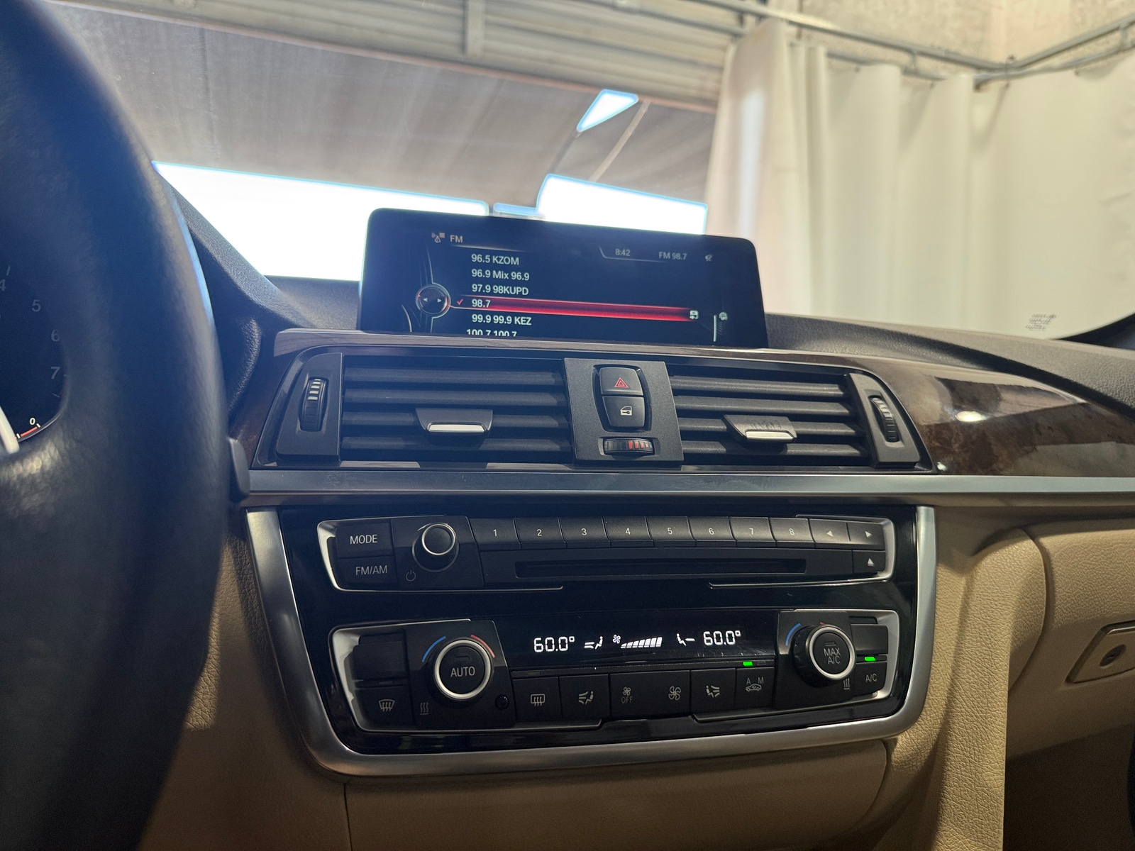 Thumbnail: 2016 BMW 4 Series - 3