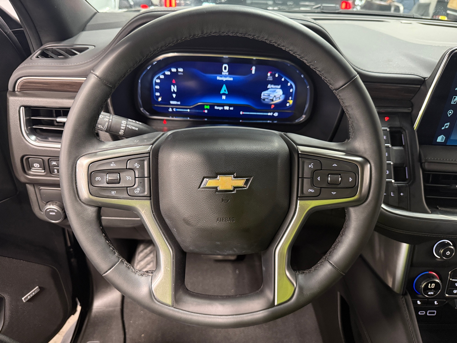 Thumbnail: 2024 Chevrolet Tahoe - 4