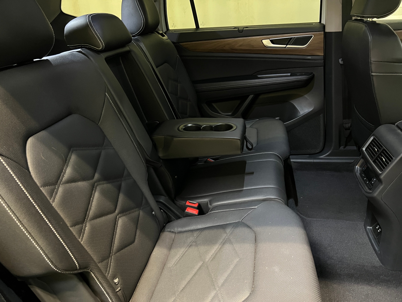 Thumbnail: 2026 Volkswagen Atlas - 6