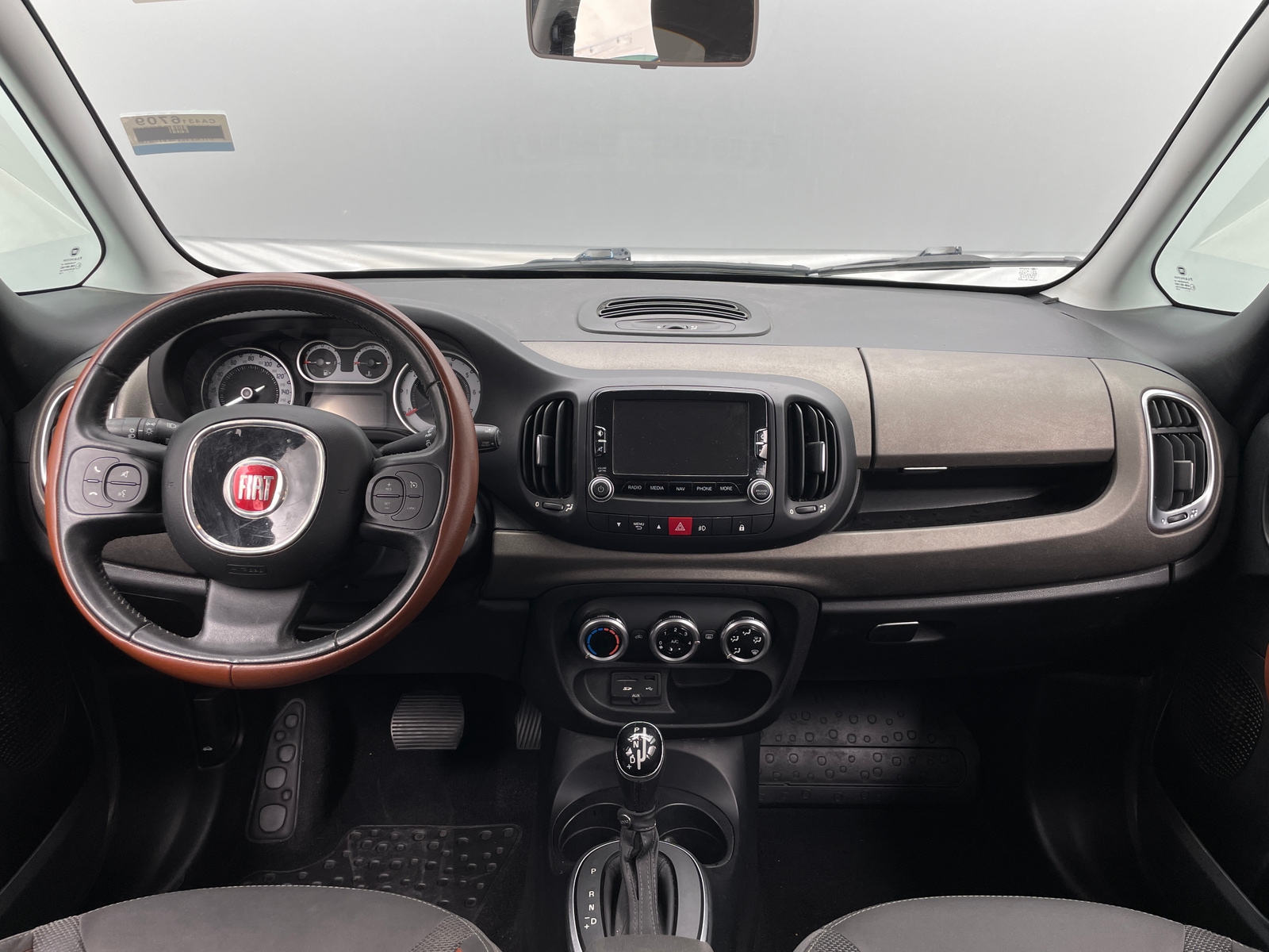 Thumbnail: 2014 Fiat 500L - 3