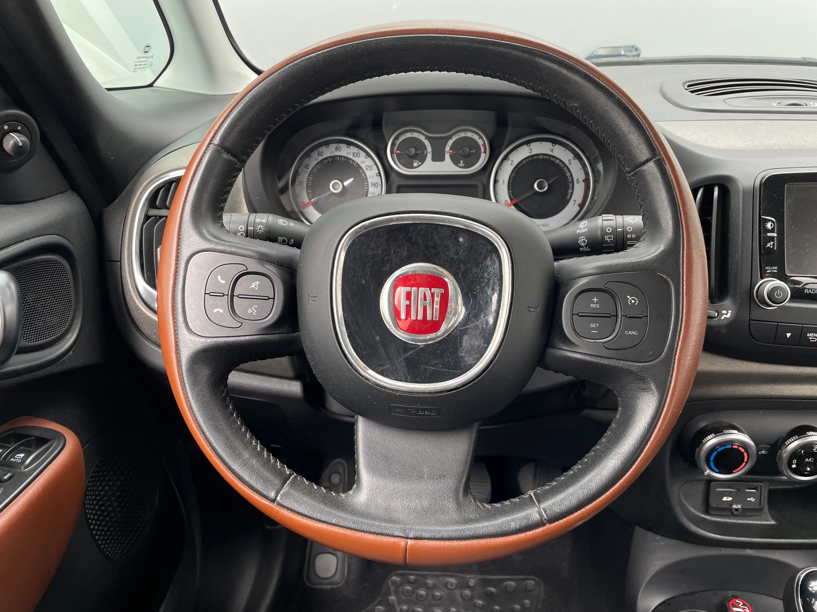 Thumbnail: 2014 Fiat 500L - 5